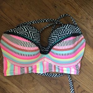 Like new Sea & Shore Bikini top size 36DD. By Target